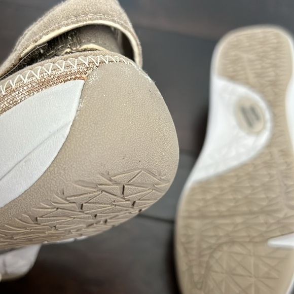 Earth Origins skye sid women’s 9.5 - Picture 7 of 10